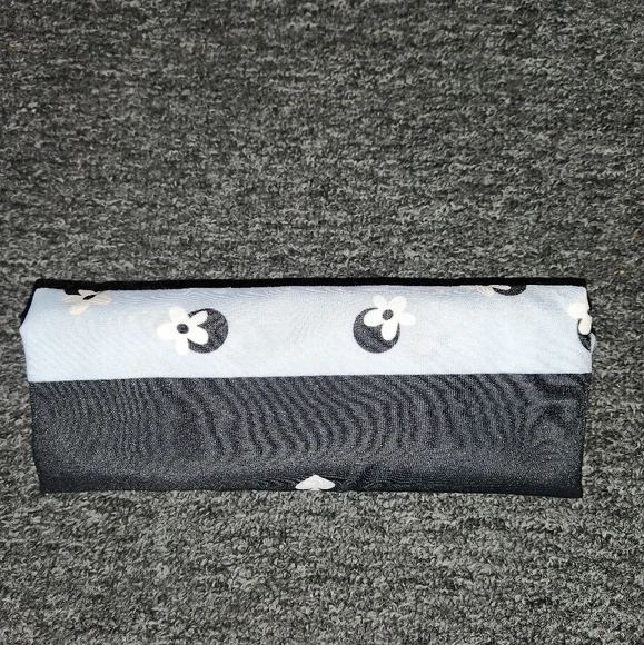 Kate Spade Blue and Black Elegant Tote - Picture 3 of 7